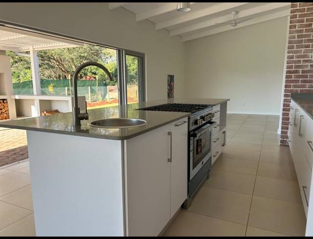 5 BEDROOM PROPERTY TO RENT IN ZINI RIVER ESTATE